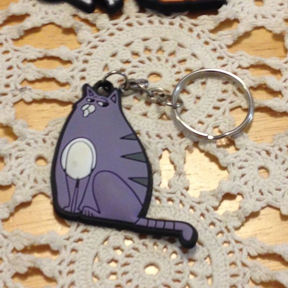 The Secret Life of Pets Bundle, five keychains, new items - Picture 7 of 9